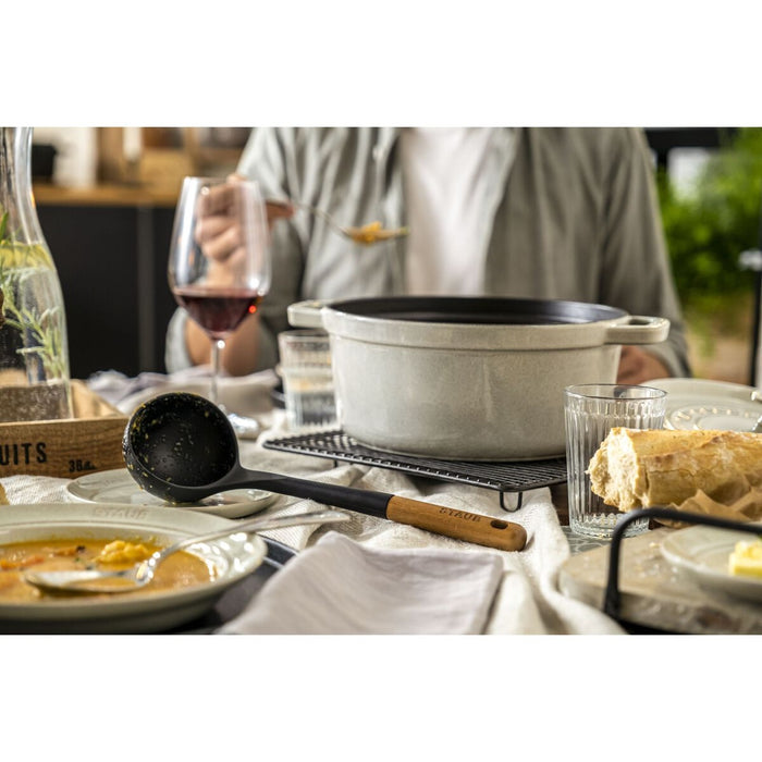 STAUB Suppenkelle, 31 cm | Schwarz | Silikon