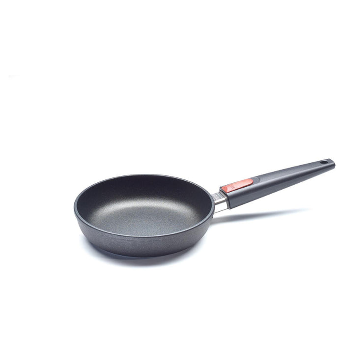 Woll, Nowo Titanium Induction, Gusspfanne, AS Ø 20 cm, 5 cm hoch