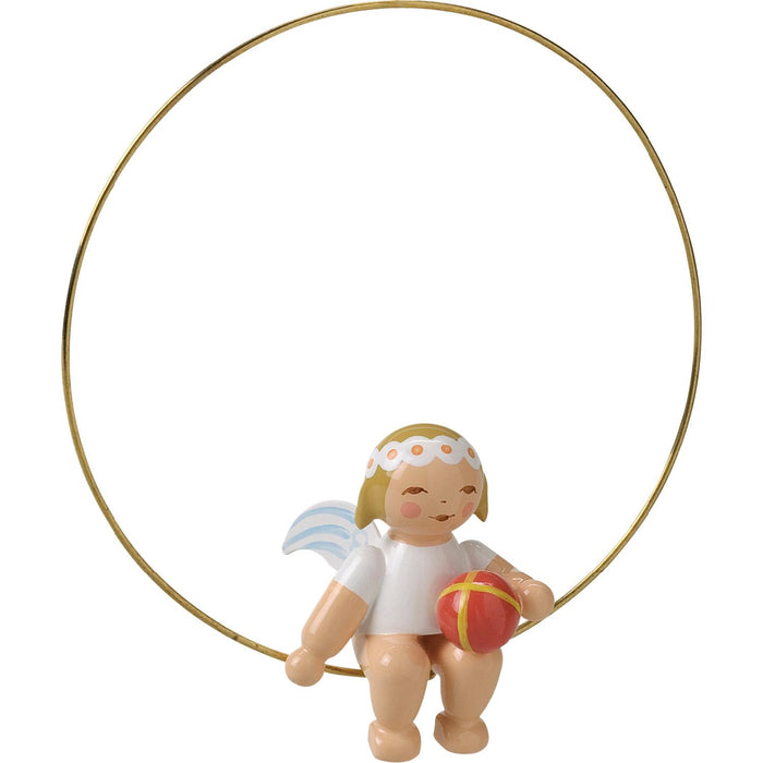 Wendt & Kühn Christbaumengel im Ring, mit Ball
