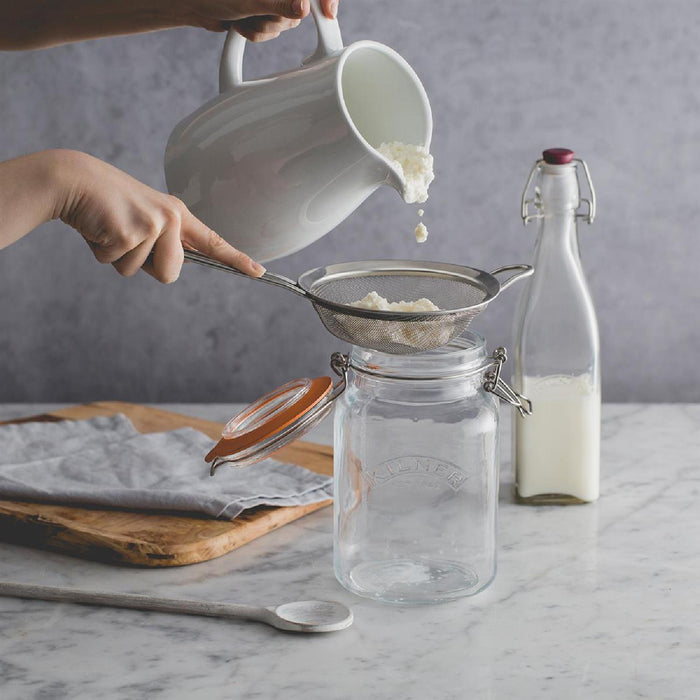 KILNER Quadratisches Bügelverschluss Glas, 1,5 Liter