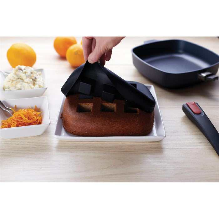 Woll, Bake-it Silikon-Backeinsatz, viereckig 24 x 24 cm