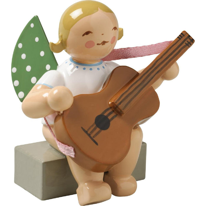 Wendt & Kühn Engel mit Gitarre, sitzend