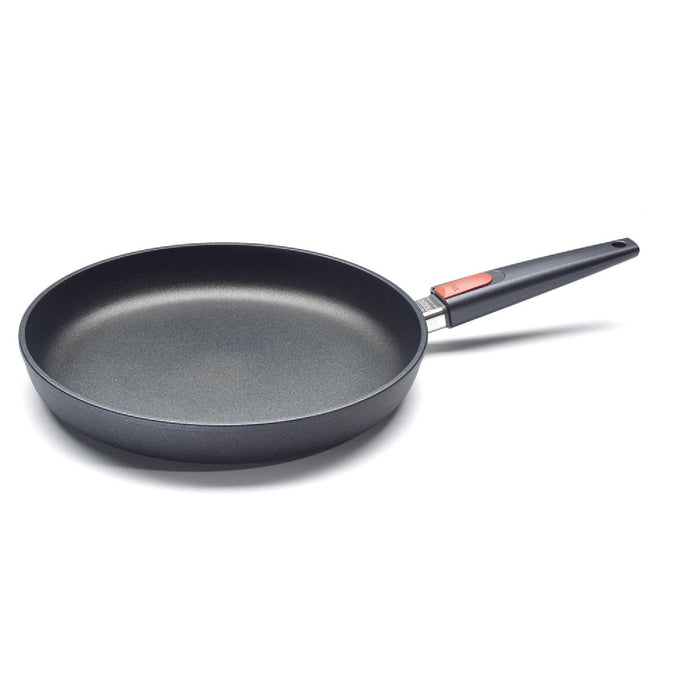Woll, Nowo Titanium Induction, Gusspfanne, AS Ø 32 cm, 5 cm hoch