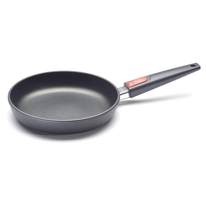 Woll, Nowo Titanium Induction, Gusspfanne, AS Ø 24 cm, 5 cm hoch