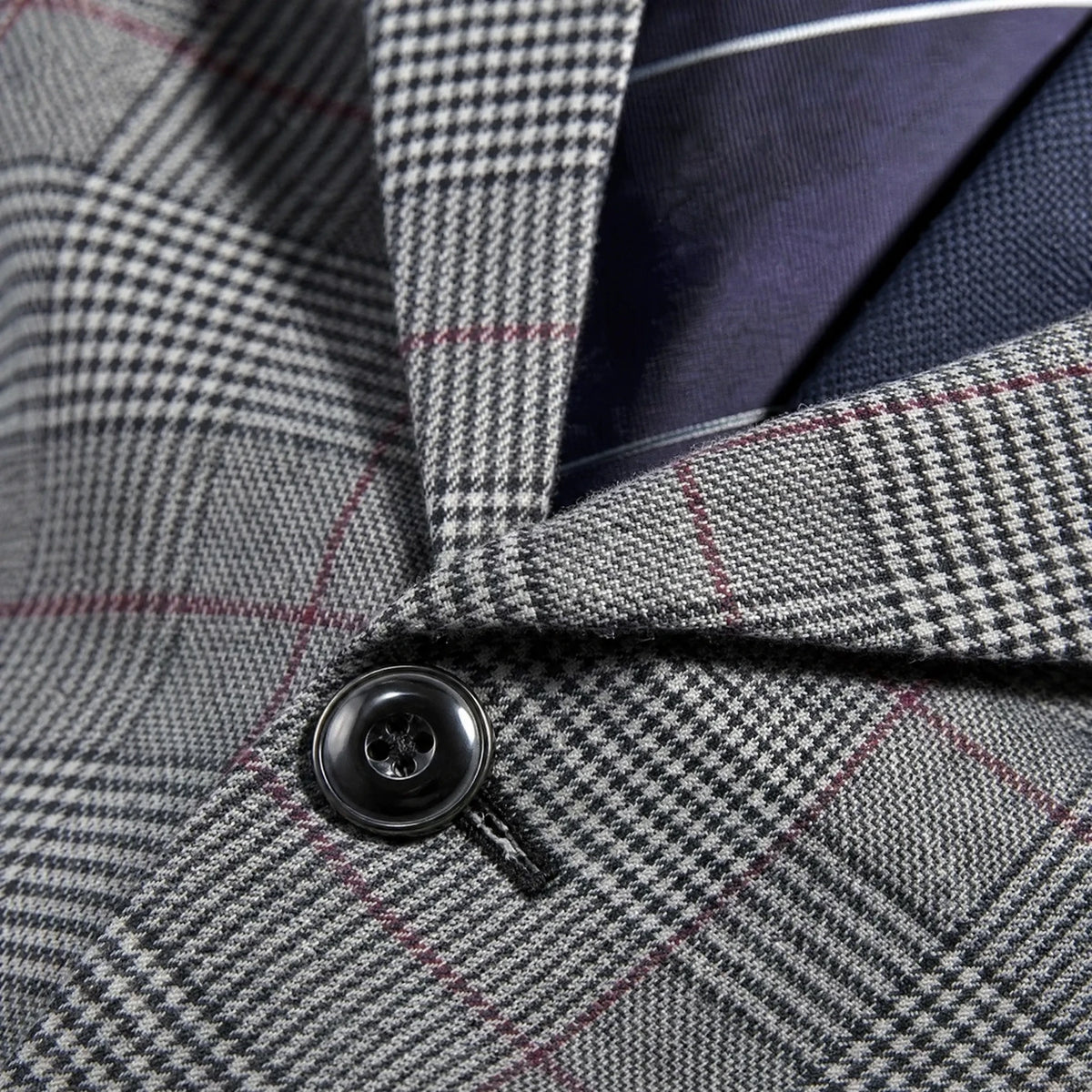 Gilet de costume à carreaux pour sorties - close-up détail matière