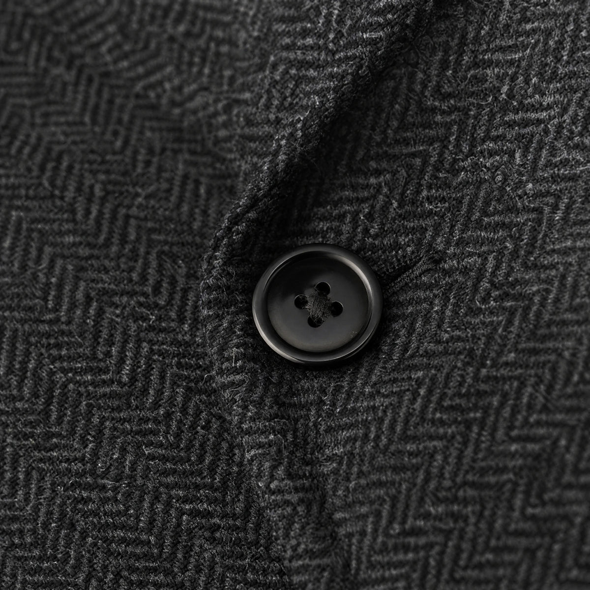 Gilet Vintage noir - close-up détail matière