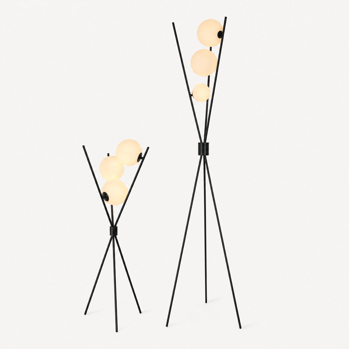 Lampadaire design tripode noir à globes lumineux - image principale