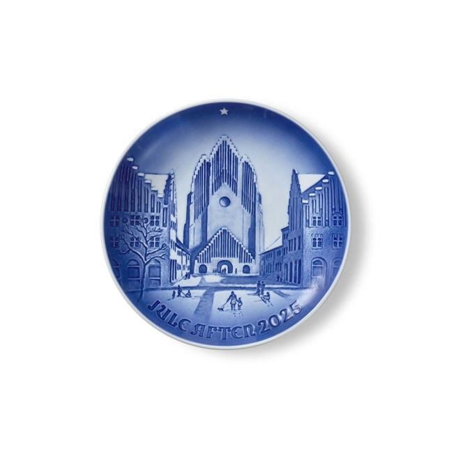 Royal Copenhagen Bing & Grøndahl Weihnachtsteller 2025, Grundtvigs Kirche, 18 cm