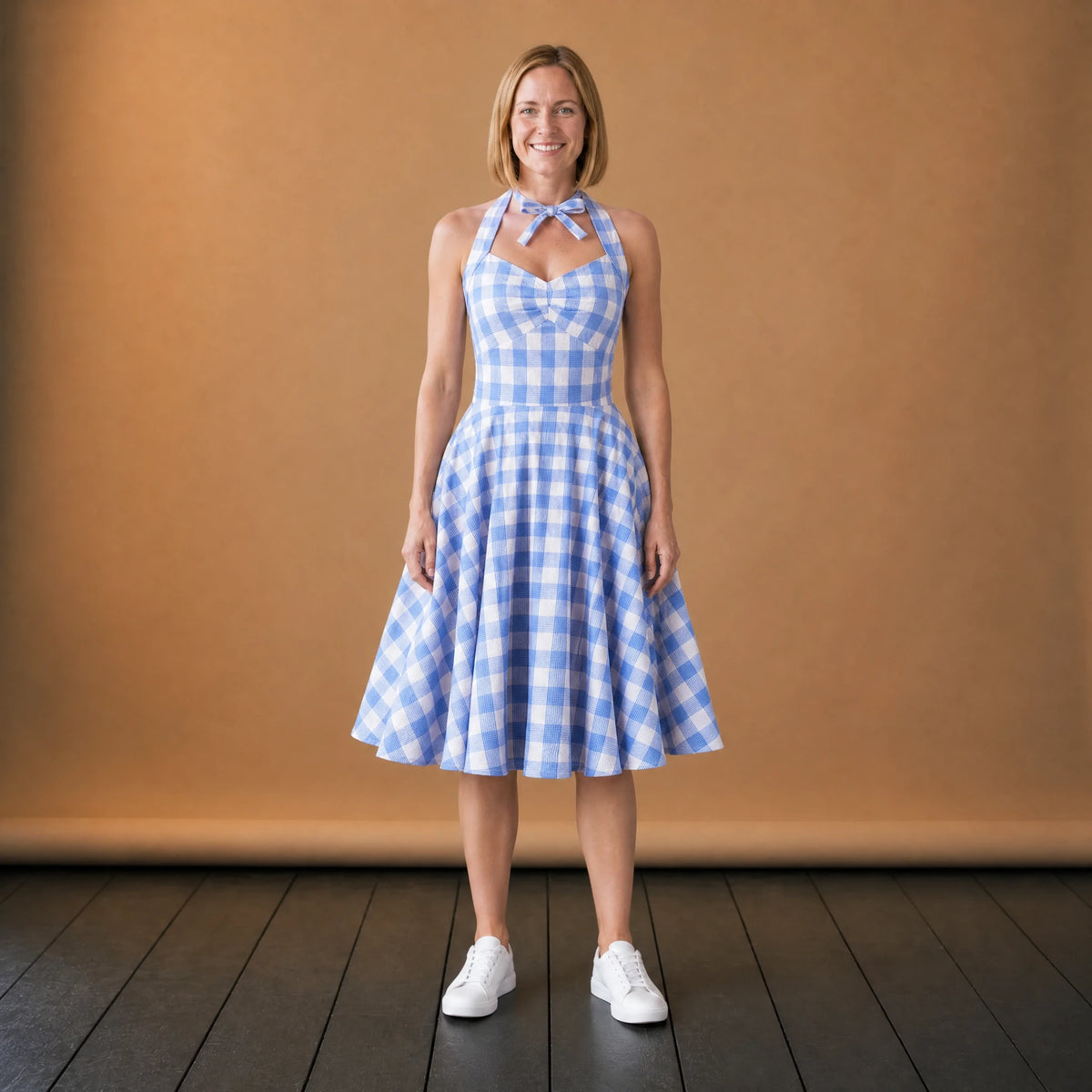 Robe Rétro Dos Nu à Carreaux pour Femme - VETEMENT Studio FEMME