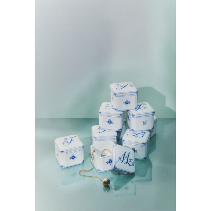 Royal Copenhagen Alphabet Bonbonniere 13cl Z