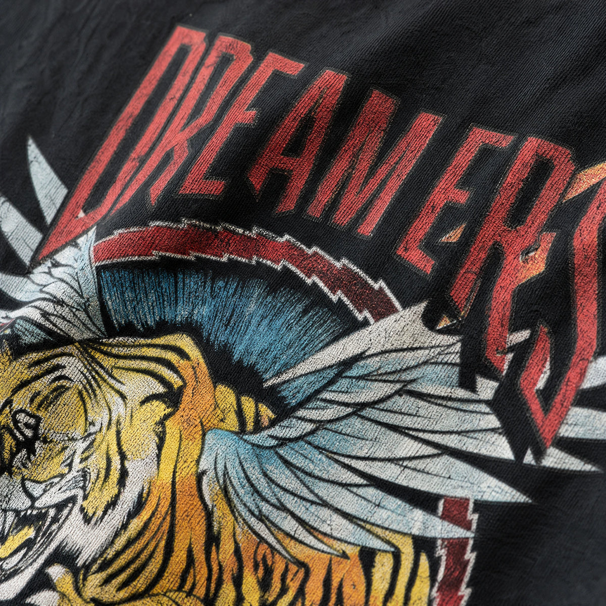 T-shirt Rock Vintage Tigre Ailé Années 80 - close-up détail matière