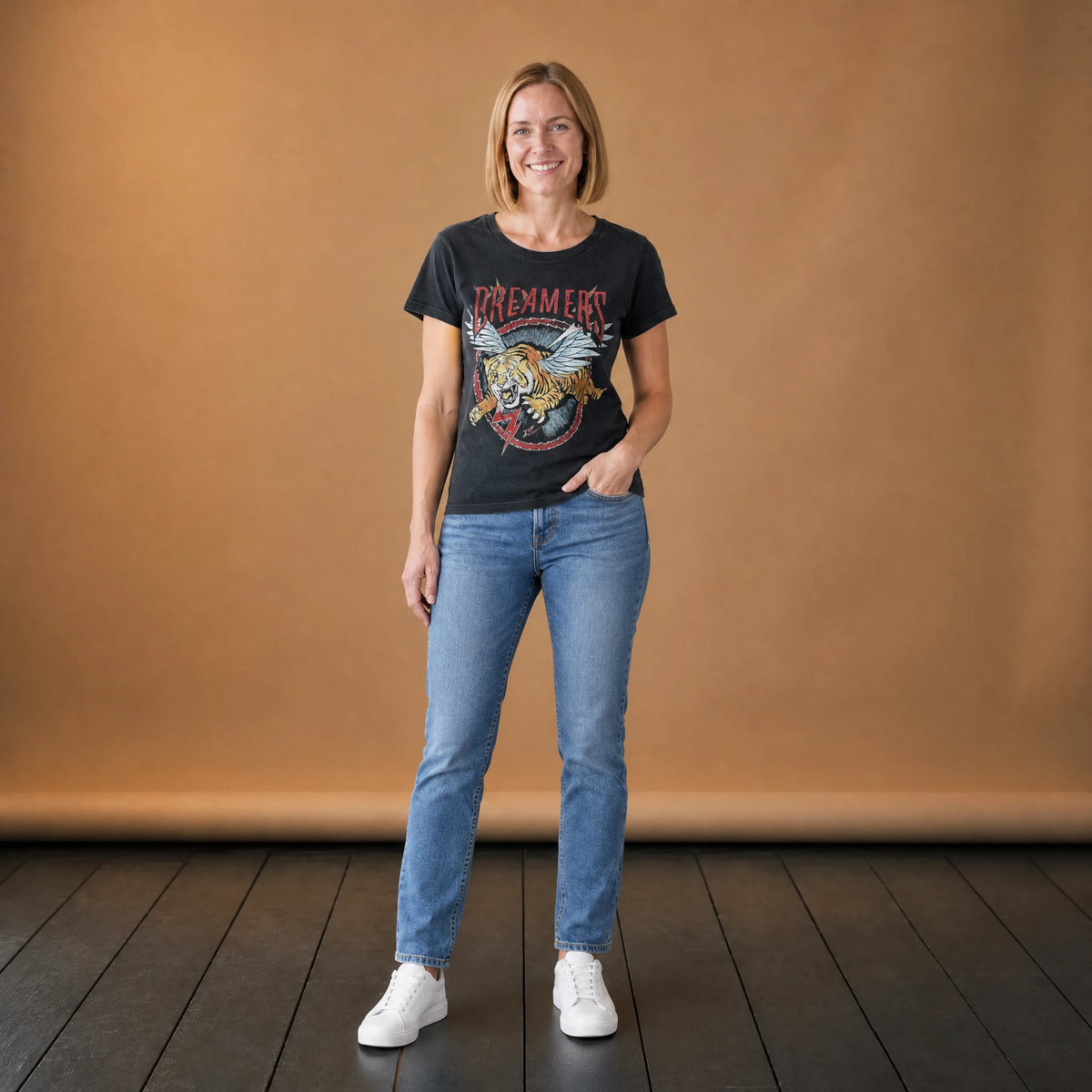 T-shirt Rock Vintage Tigre Ailé Années 80 - VETEMENT Studio FEMME