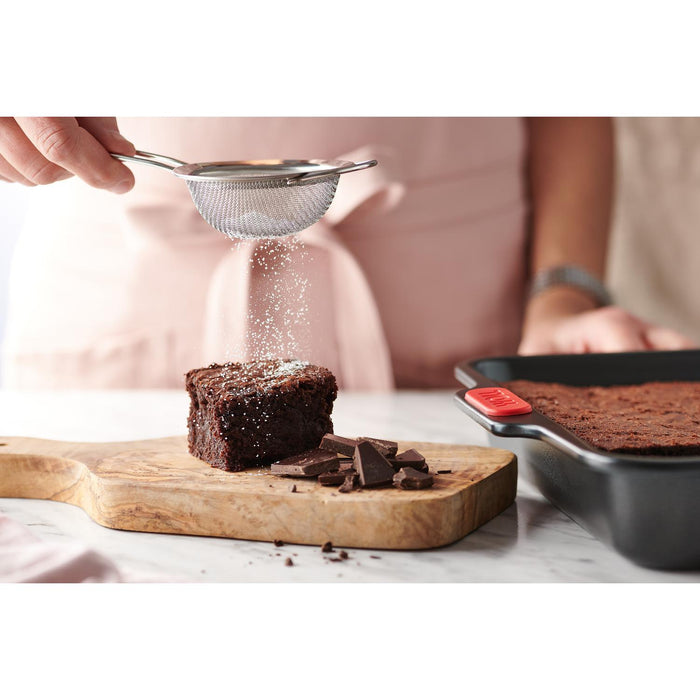 Woll, 11" Large square cake pan