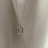 collier-beignet-ovale-vintage