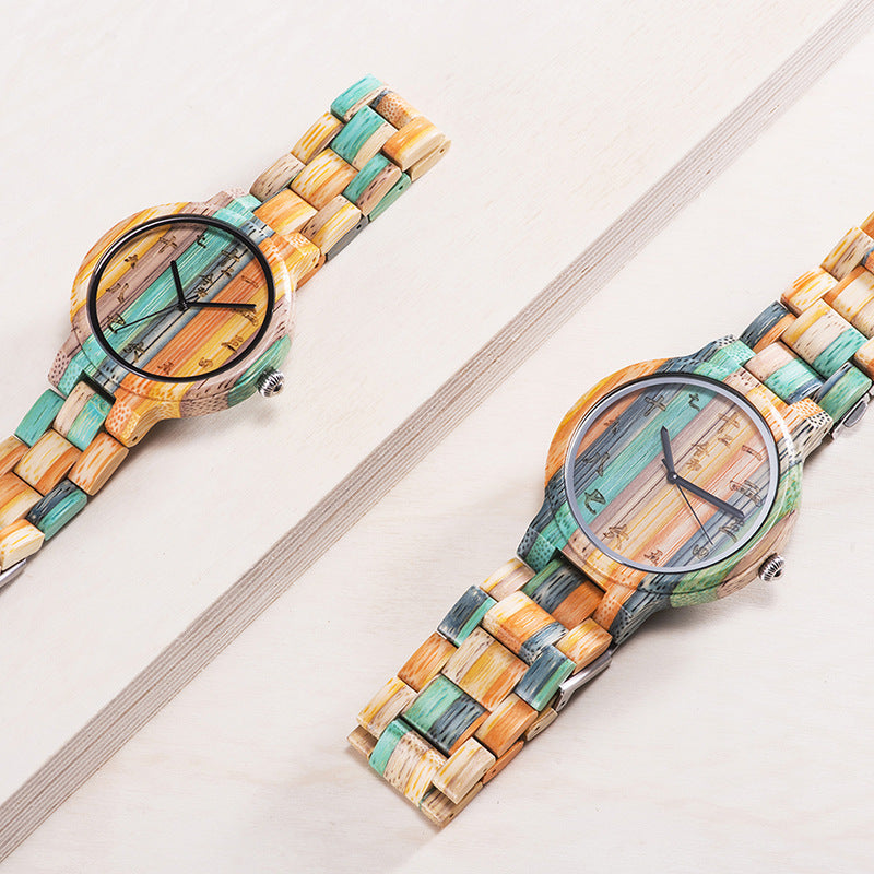 montre-de-couple-en-bois-colore-sculpte-vintage