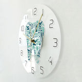 horloge-motif-soins-dentaires-vintage