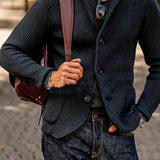 blazer-vintage-en-tricot-a-col-montant
