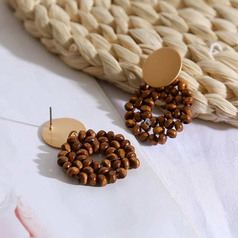 boucles-doreilles-vintage-en-bois-femme