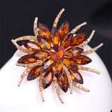 broche-en-cristal-de-fleur-de-col-vintage