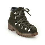    chaussure-vintage-montagne