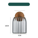 bouteille-en-verre-scellee-en-liege-vintage